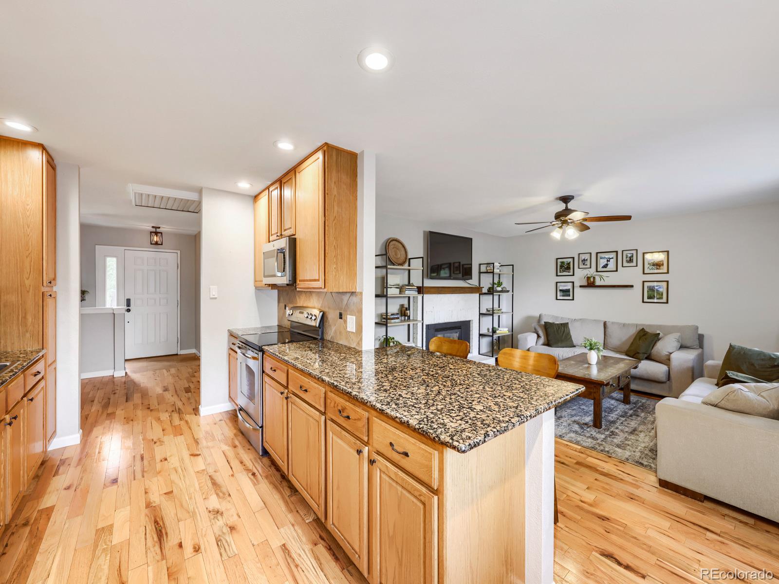 MLS Image #10 for 13469 w auburn avenue,denver, Colorado