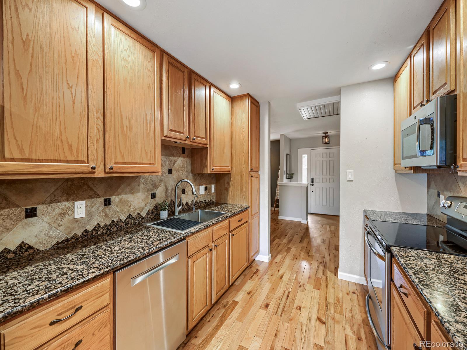 MLS Image #11 for 13469 w auburn avenue,denver, Colorado