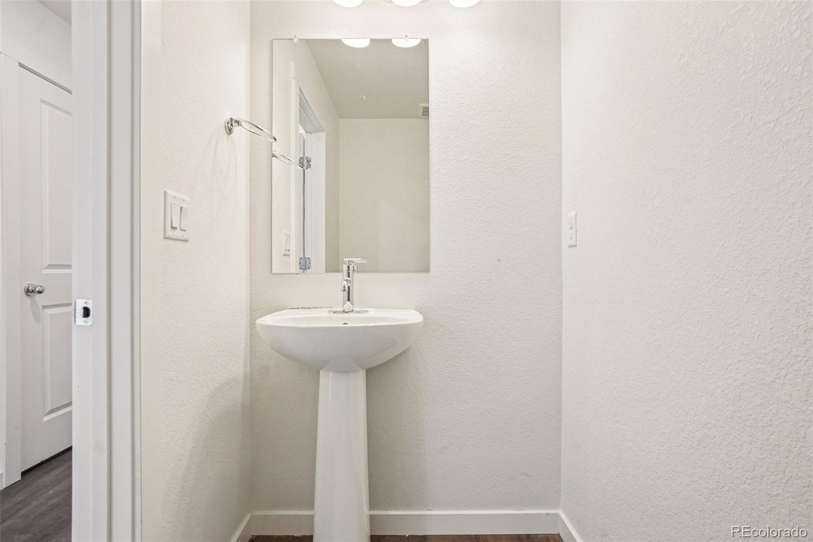 MLS Image #16 for 24141 e 54th place ,aurora, Colorado