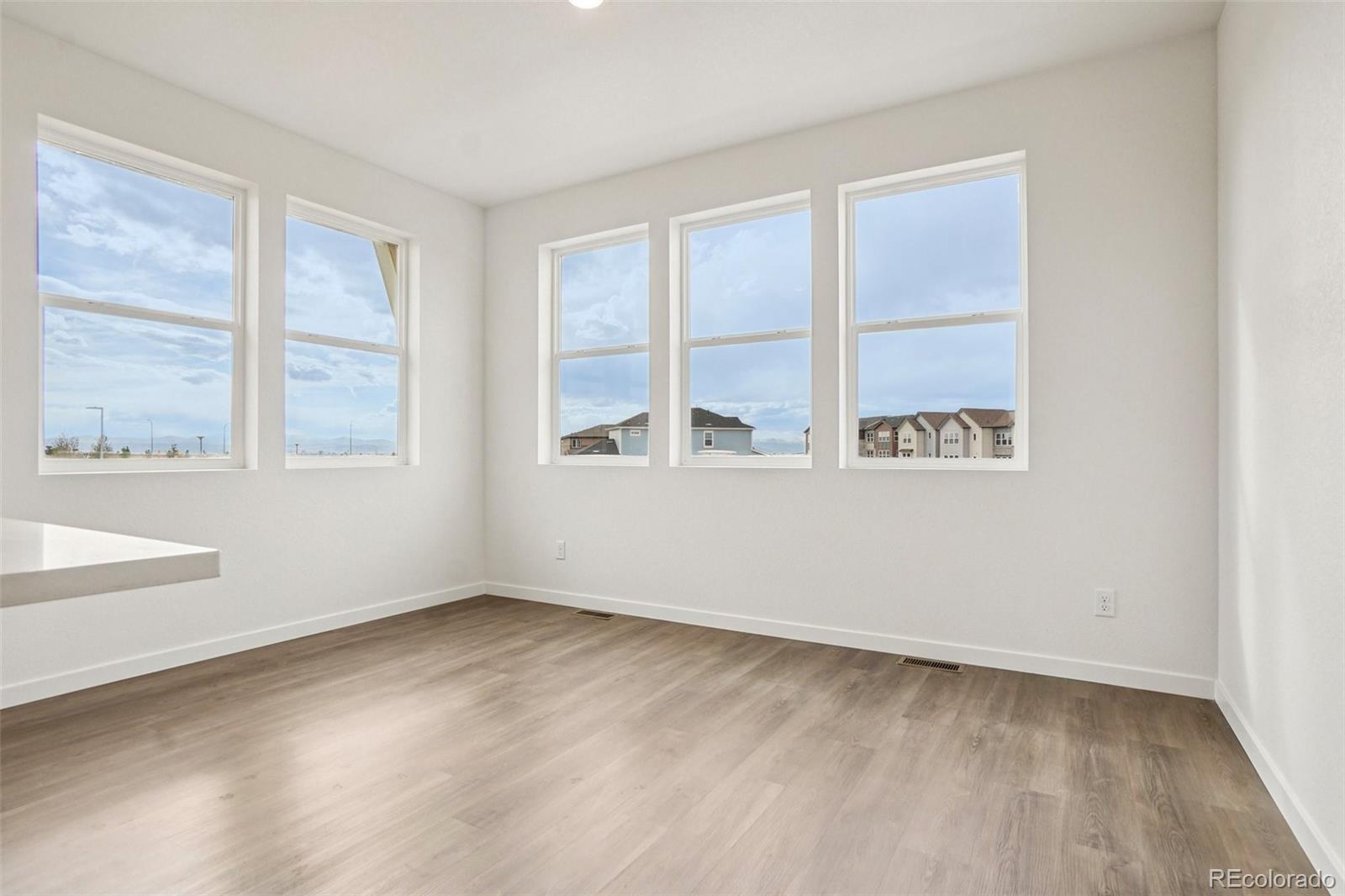 MLS Image #4 for 24141 e 54th place ,aurora, Colorado