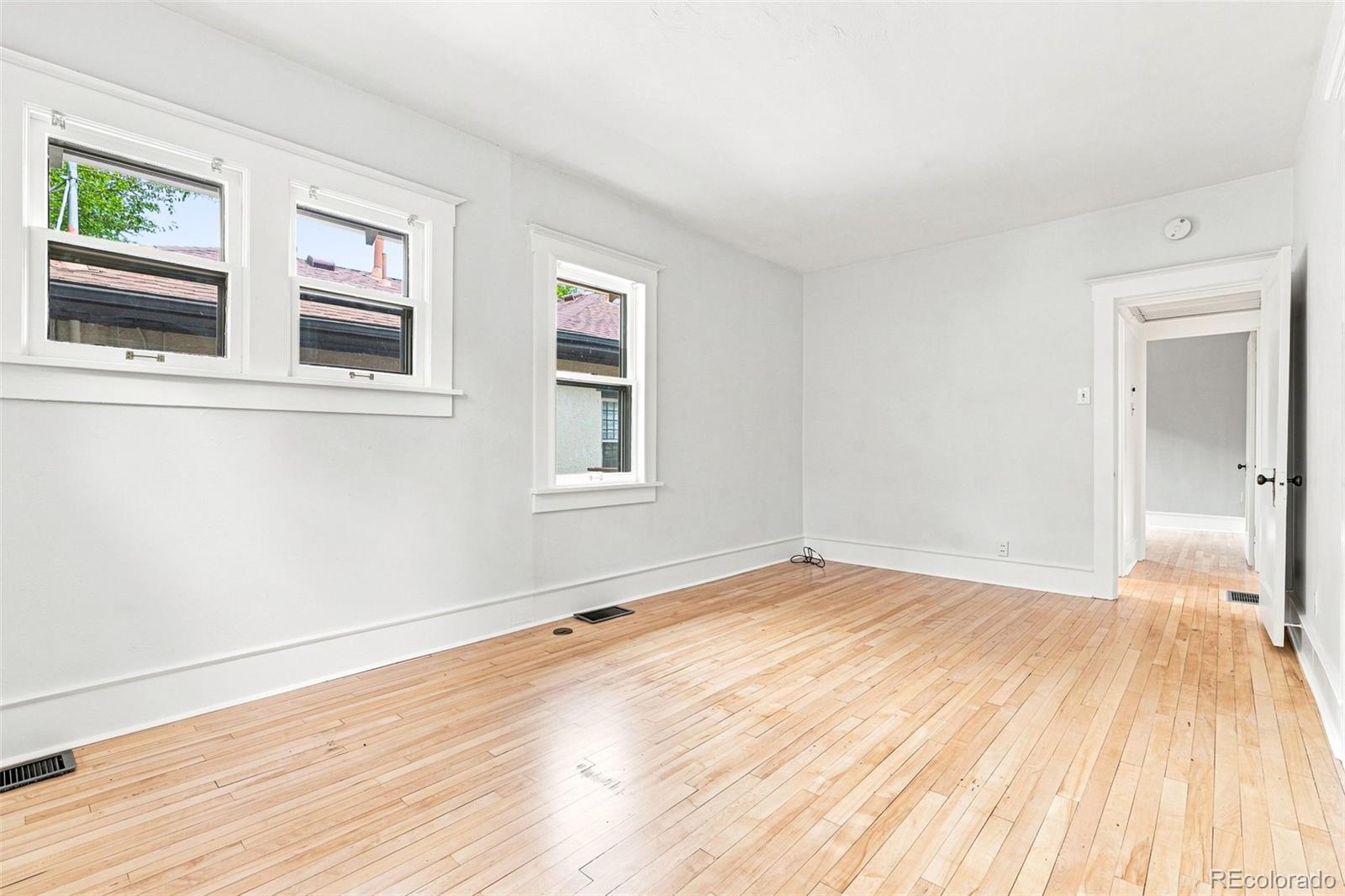 MLS Image #19 for 857  madison street,denver, Colorado