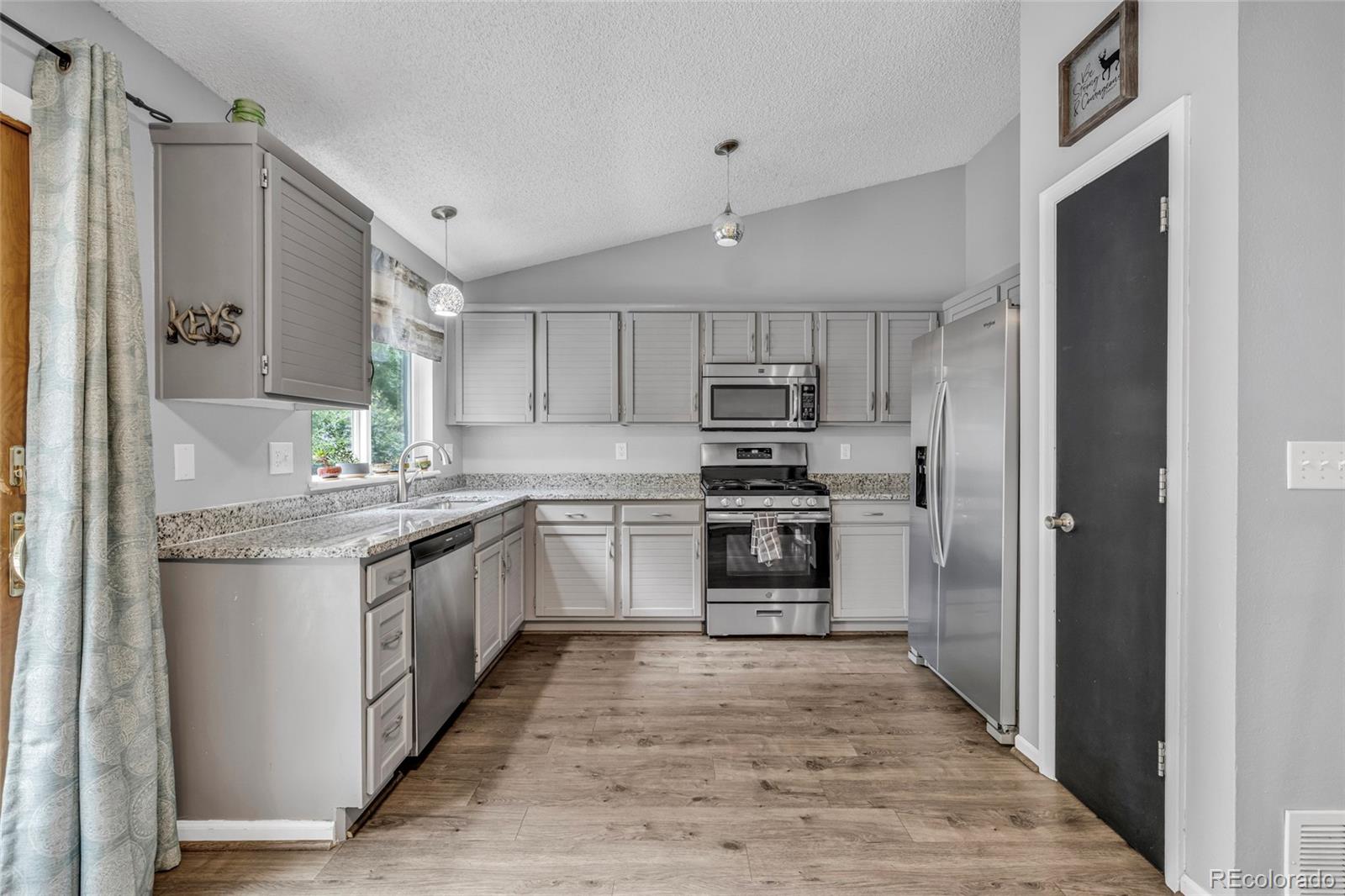 MLS Image #6 for 12633  irving court,broomfield, Colorado