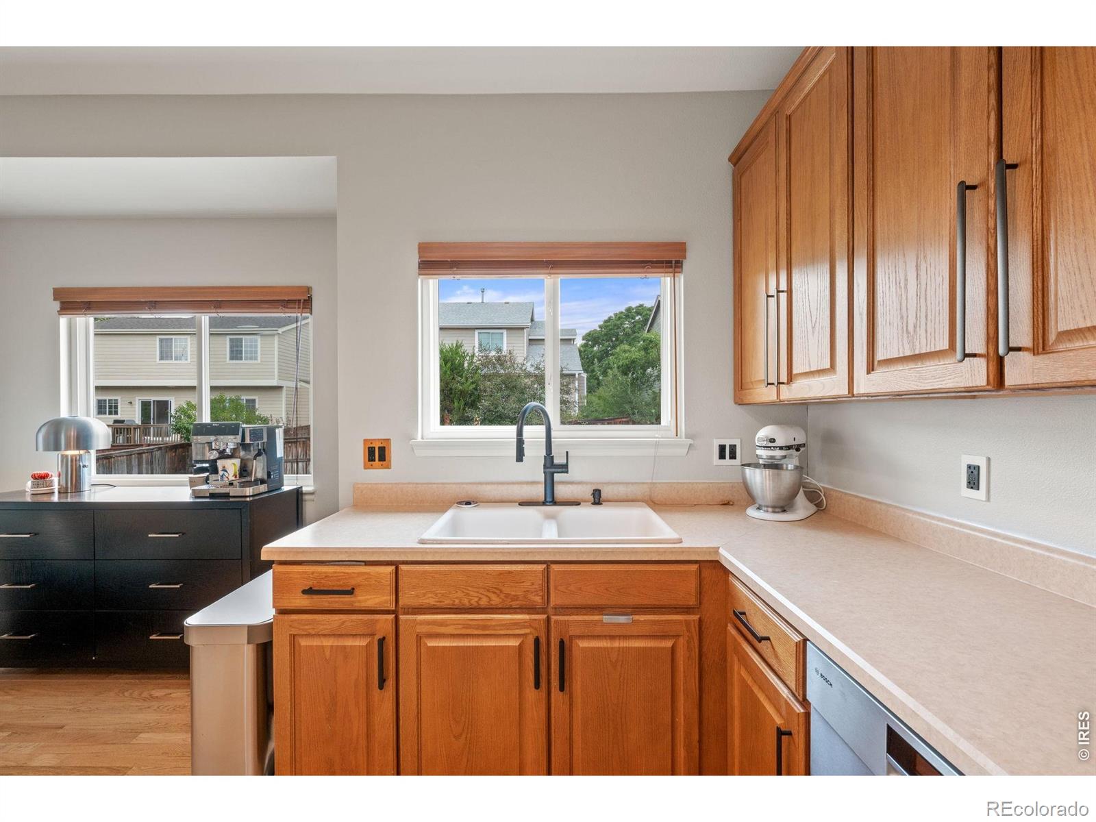 MLS Image #10 for 1181  riddlewood road,littleton, Colorado