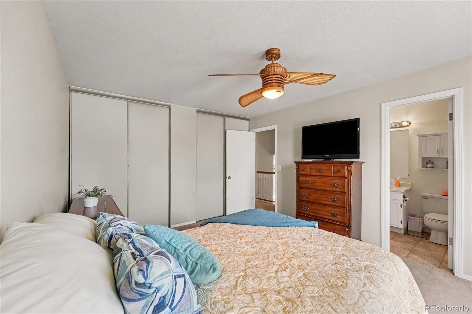 MLS Image #13 for 21288 e powers place,aurora, Colorado