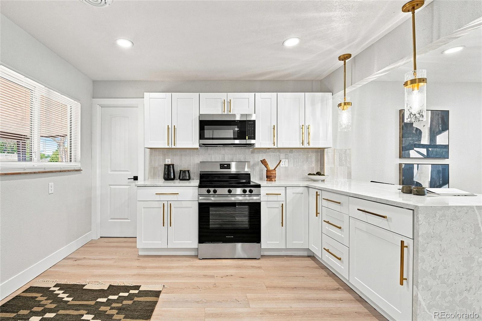 MLS Image #7 for 2711 s linley court,denver, Colorado