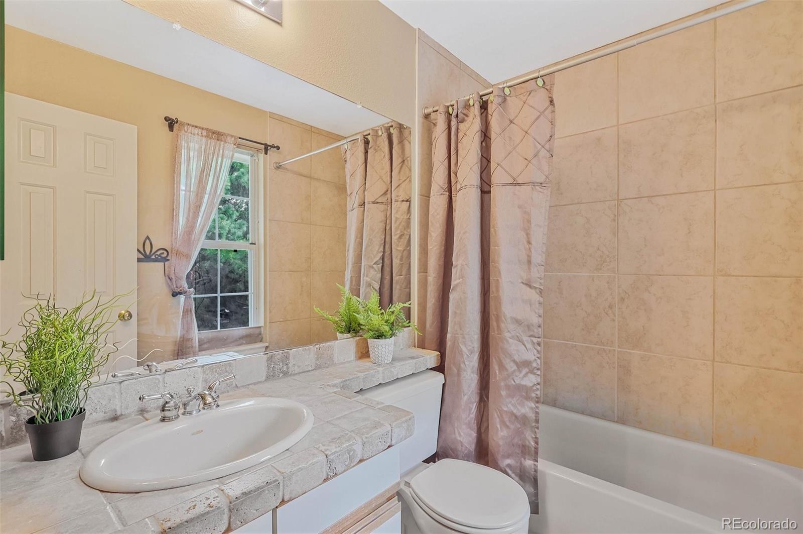 MLS Image #18 for 2080 e phillips lane,centennial, Colorado