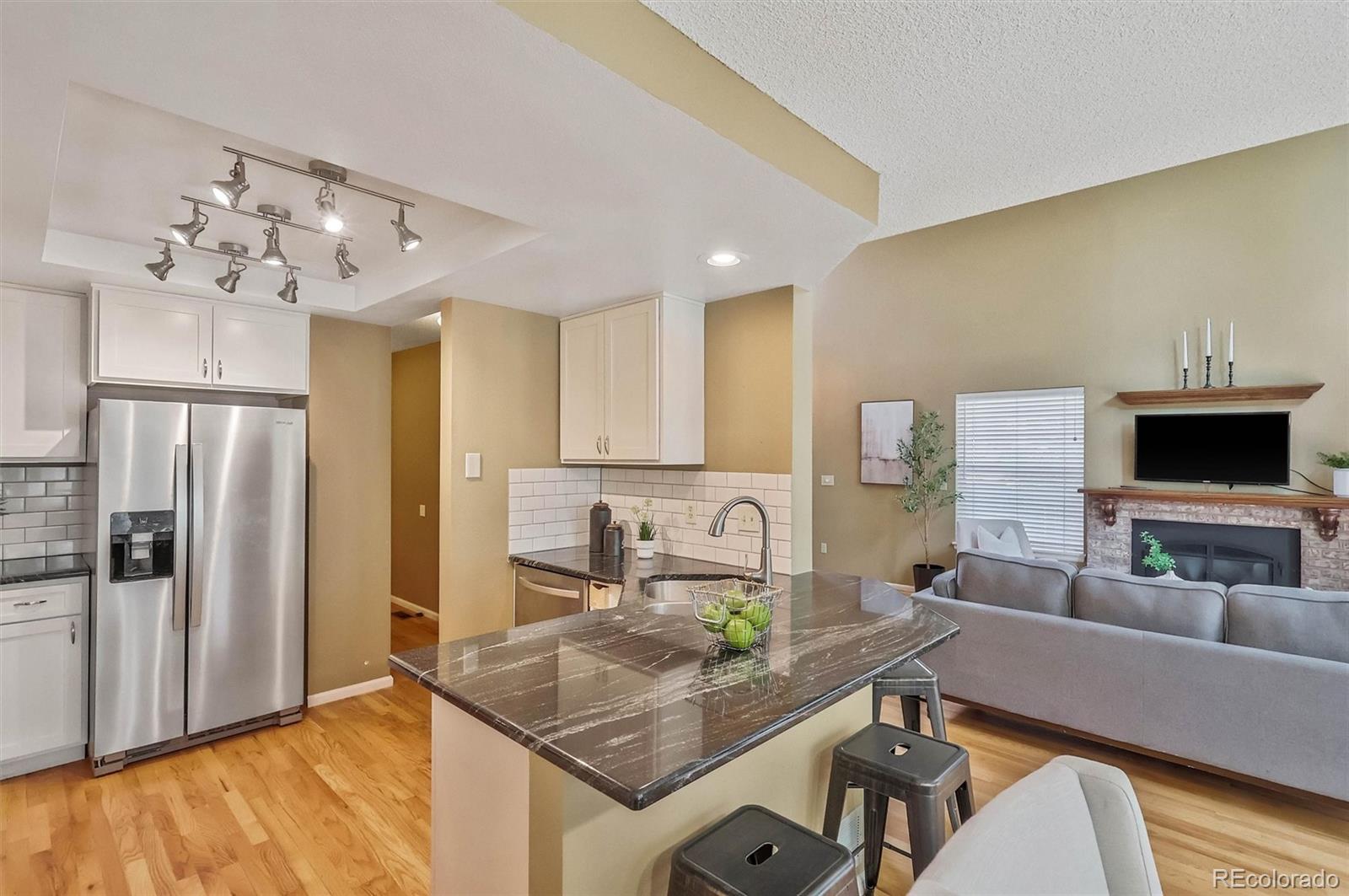 MLS Image #8 for 2080 e phillips lane,centennial, Colorado