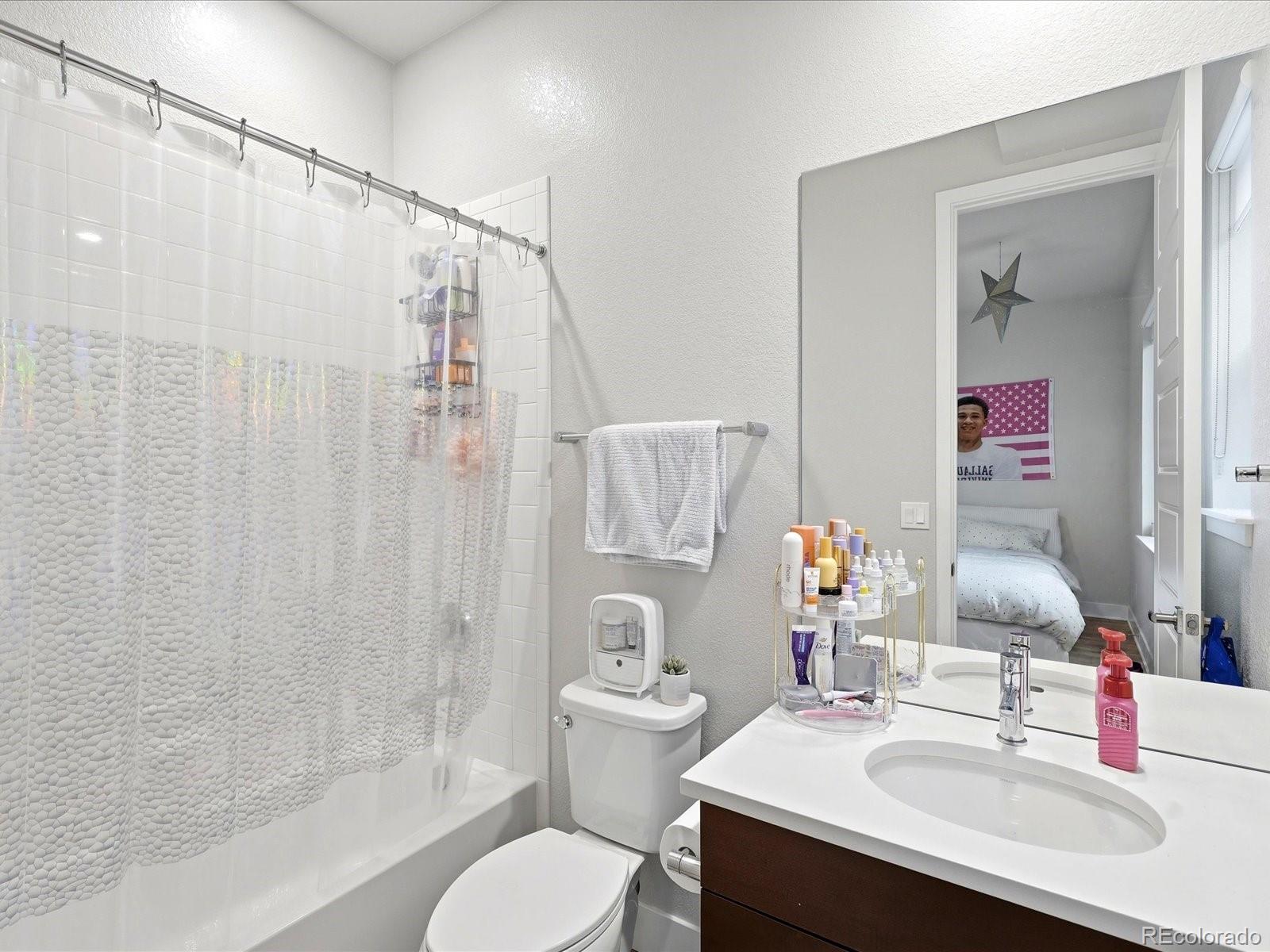MLS Image #26 for 30 s oneida street,denver, Colorado