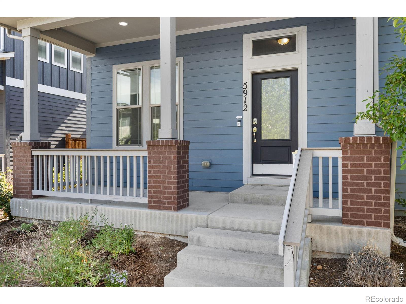 MLS Image #2 for 5912  boston court,denver, Colorado