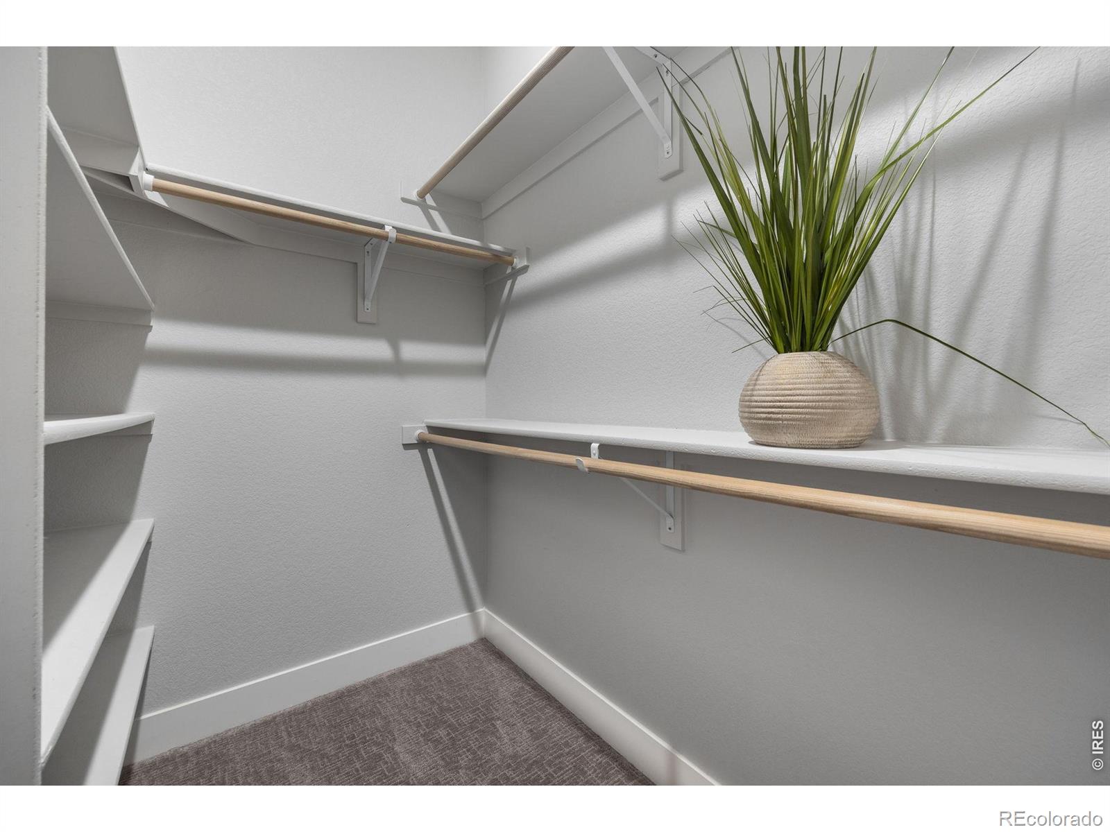MLS Image #22 for 5912  boston court,denver, Colorado
