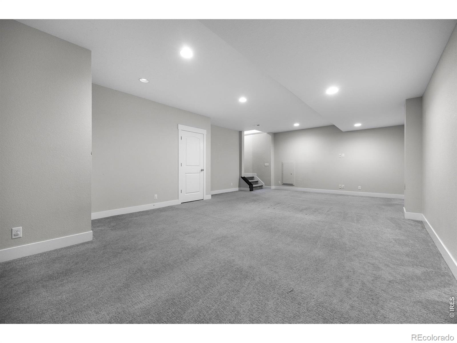 MLS Image #28 for 5912  boston court,denver, Colorado