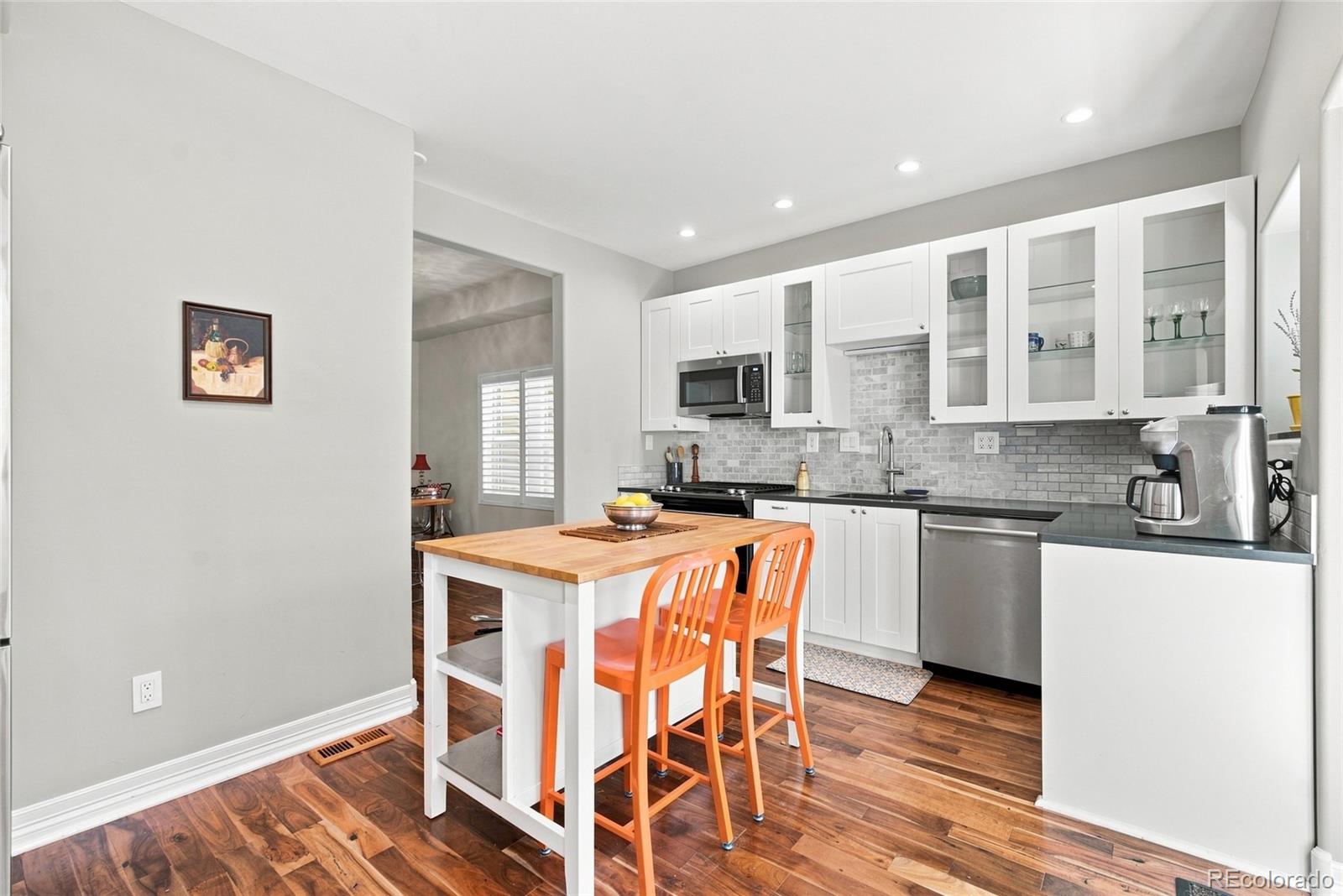 MLS Image #15 for 924 e 22nd avenue,denver, Colorado