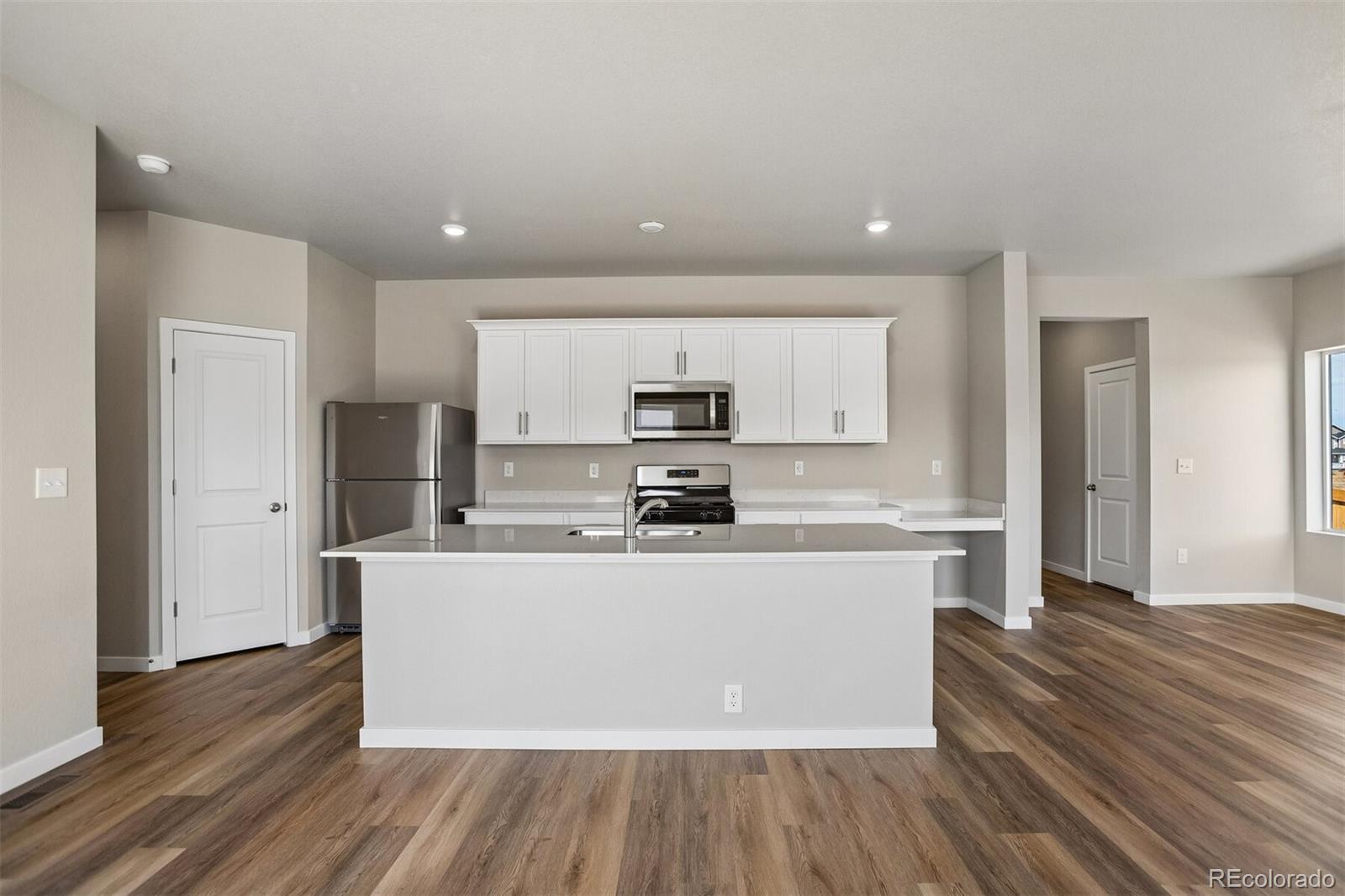 MLS Image #6 for 48140  shetland drive,bennett, Colorado