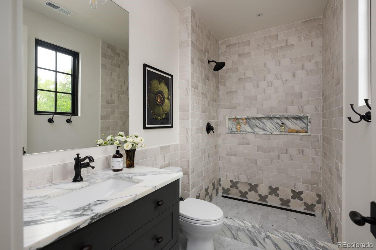 MLS Image #35 for 2070 s saint paul street,denver, Colorado