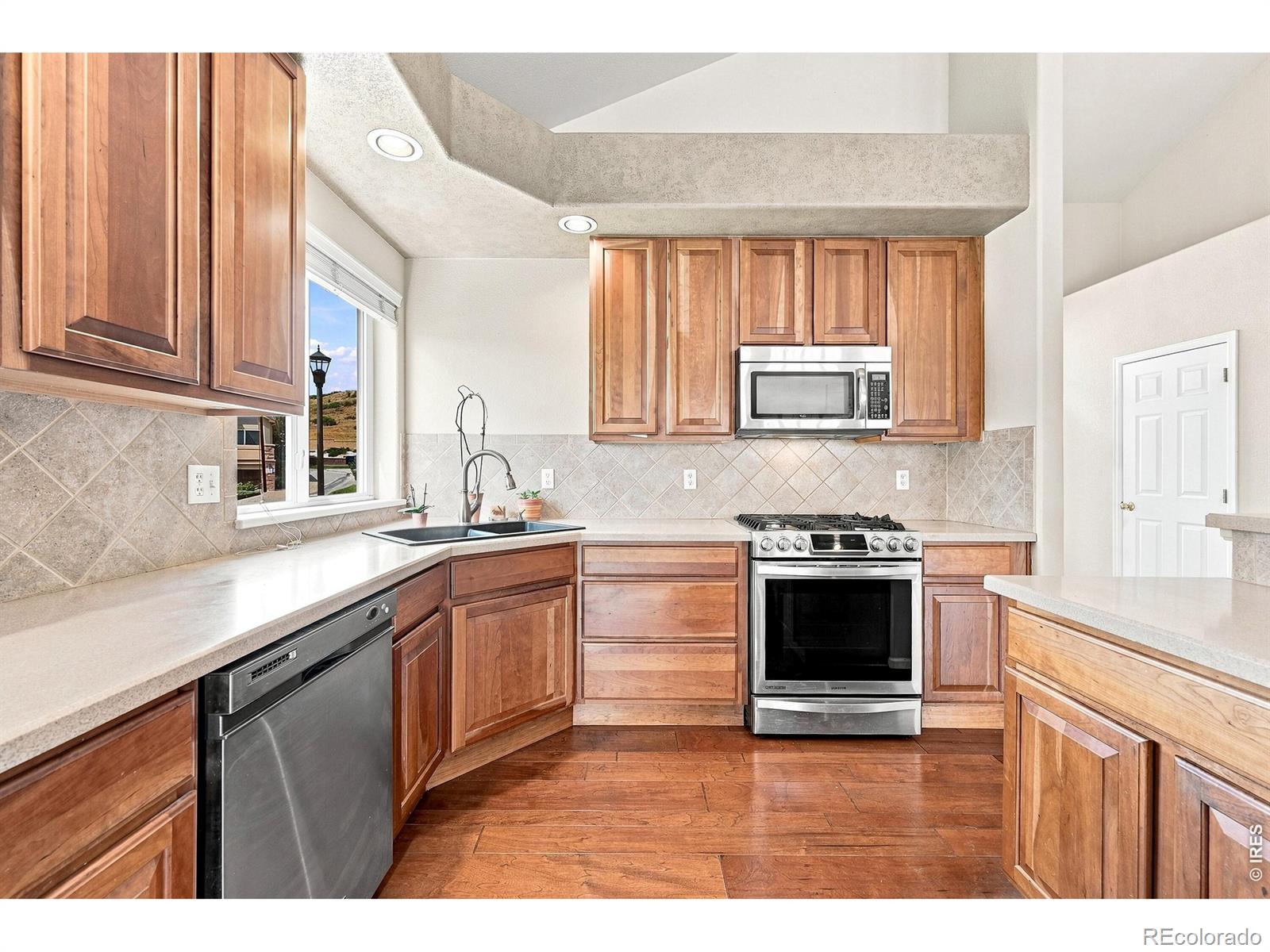 MLS Image #10 for 516  mariana pointe drive,loveland, Colorado