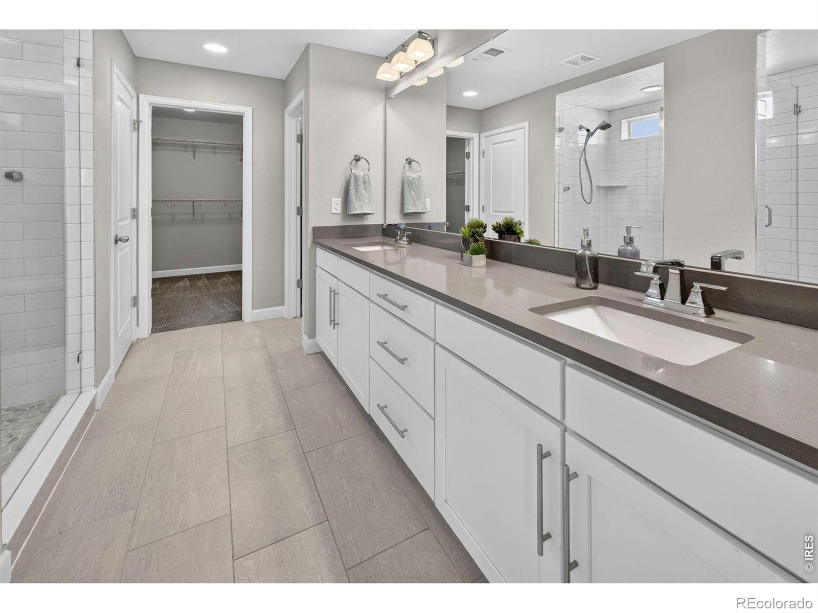 MLS Image #21 for 16329  mount silverheels way,broomfield, Colorado