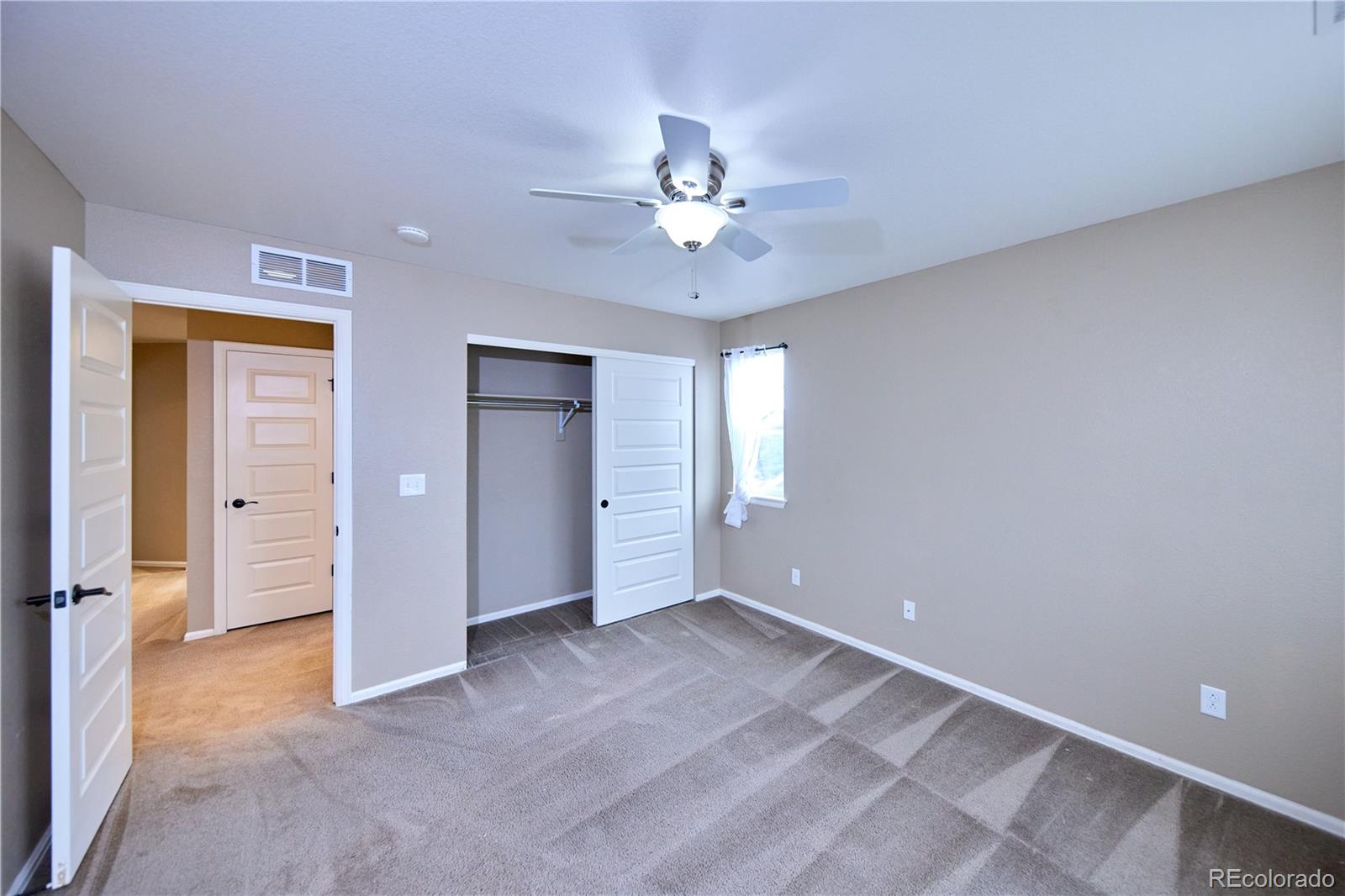MLS Image #17 for 25462 e 2nd place,aurora, Colorado