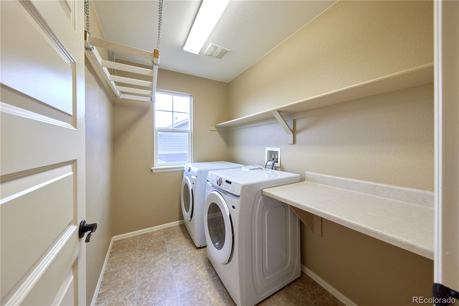 MLS Image #31 for 25462 e 2nd place,aurora, Colorado