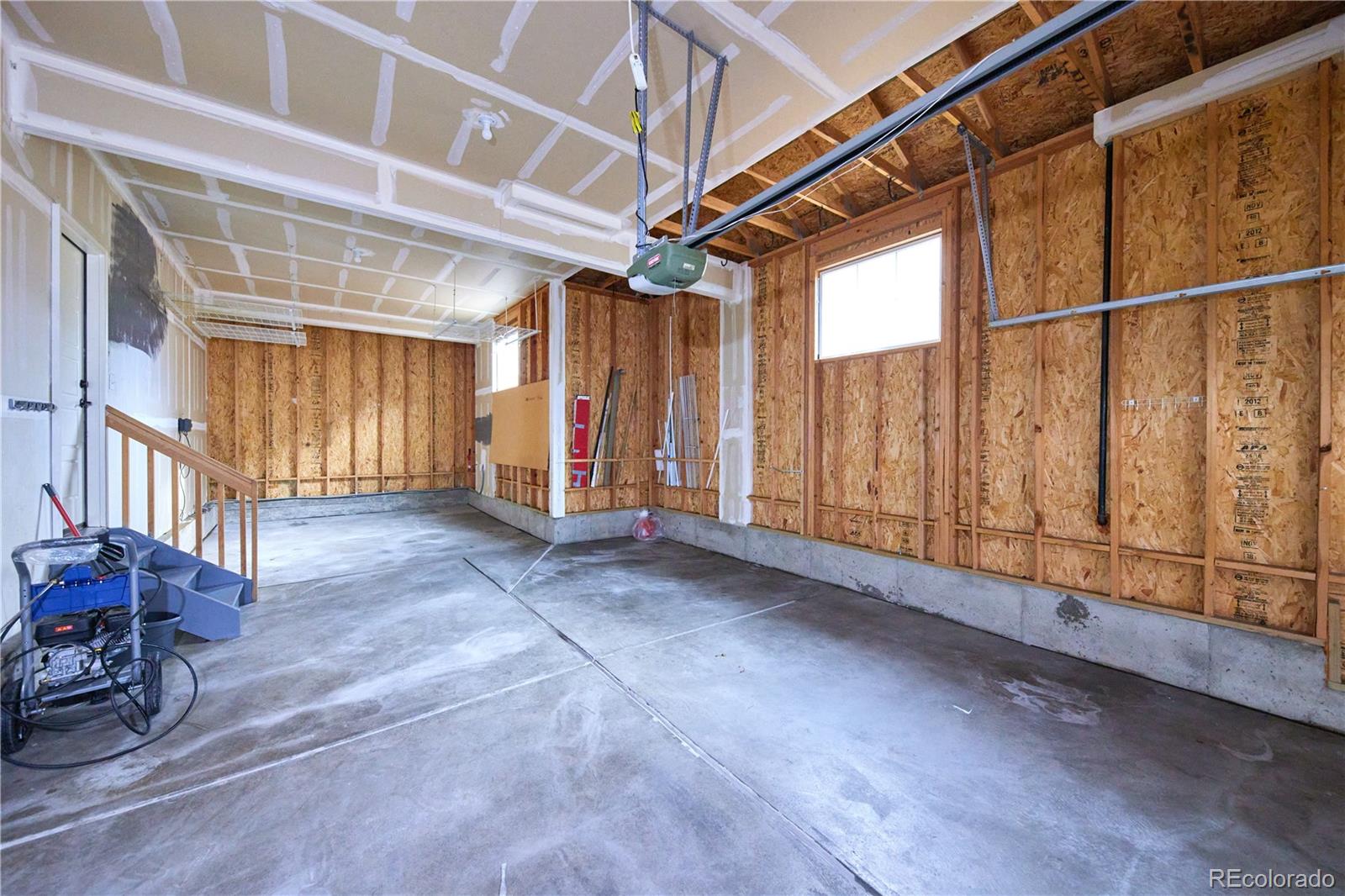 MLS Image #39 for 25462 e 2nd place,aurora, Colorado