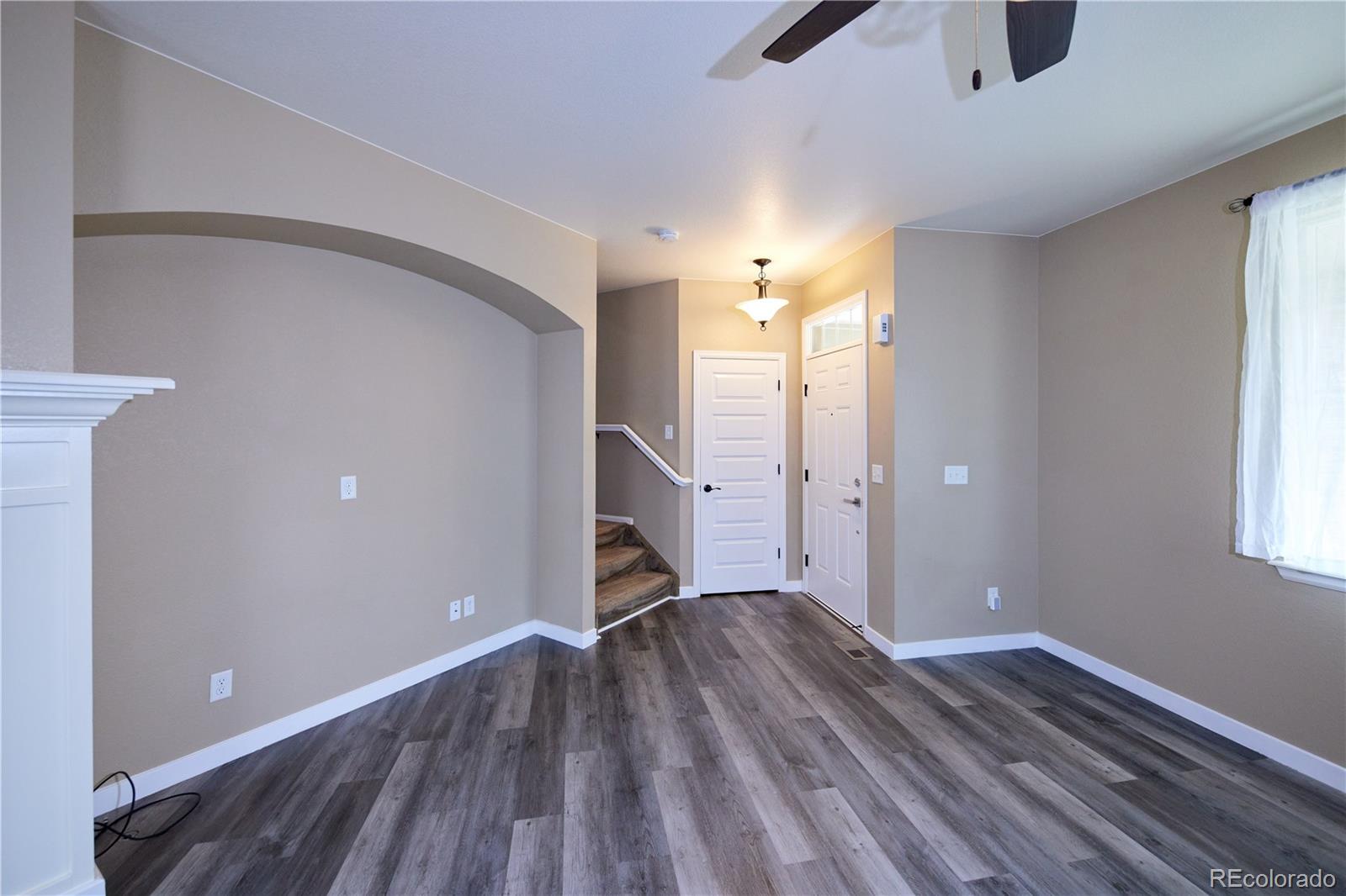 MLS Image #6 for 25462 e 2nd place,aurora, Colorado
