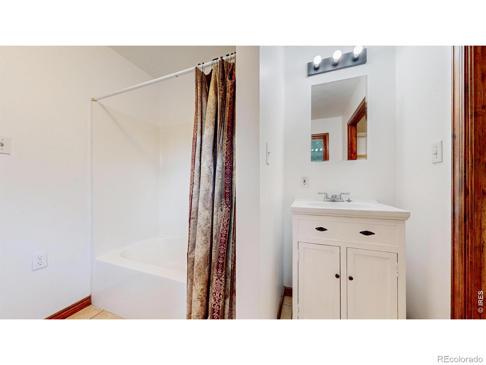 MLS Image #11 for 1443  7th street,greeley, Colorado
