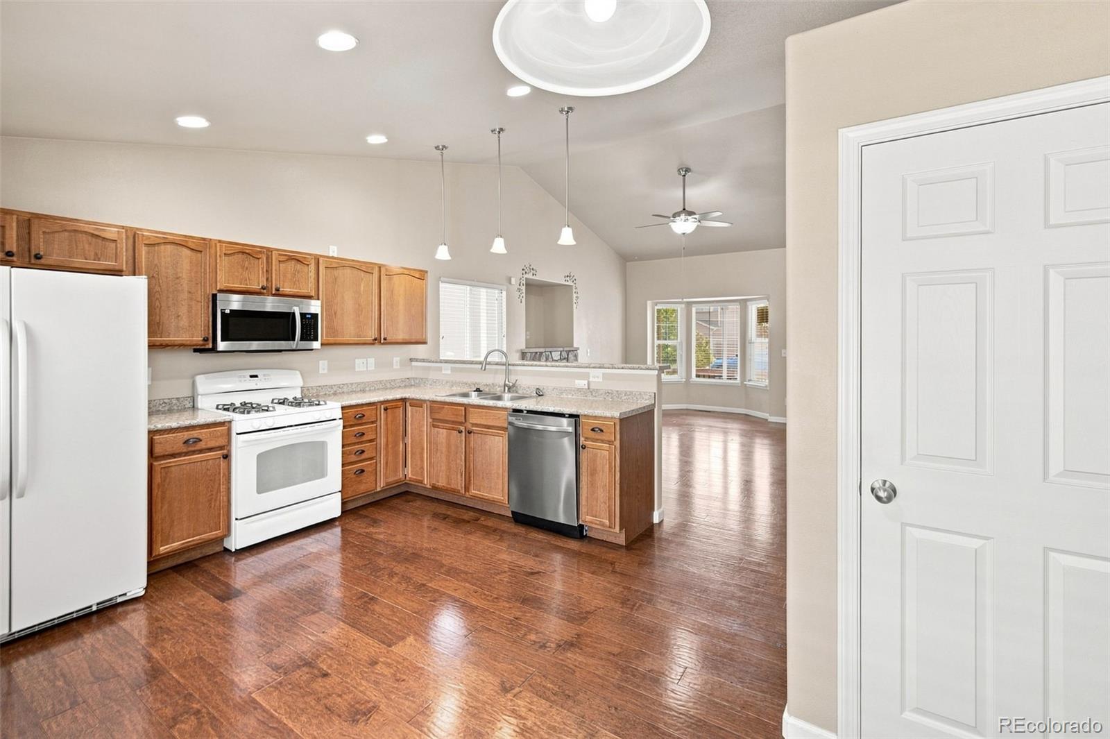 MLS Image #10 for 7425  twin valley terrace,colorado springs, Colorado