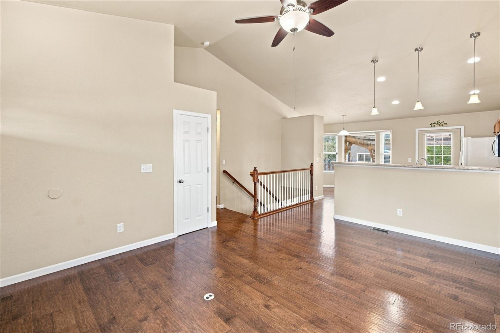 MLS Image #2 for 7425  twin valley terrace,colorado springs, Colorado