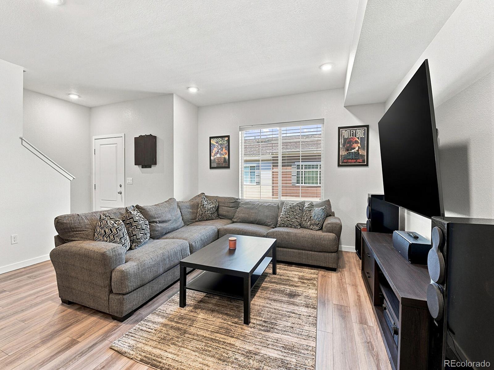 MLS Image #3 for 863 e 98th avenue,denver, Colorado