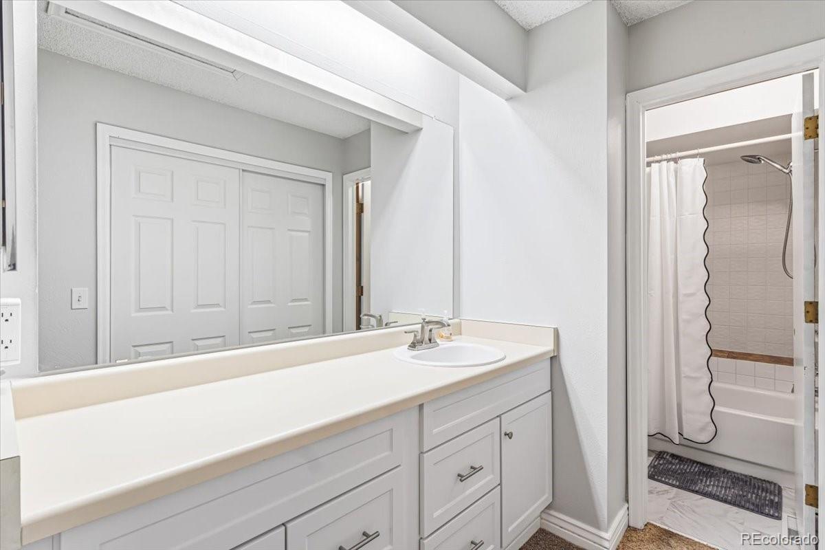MLS Image #26 for 7677 s monaco circle,englewood, Colorado