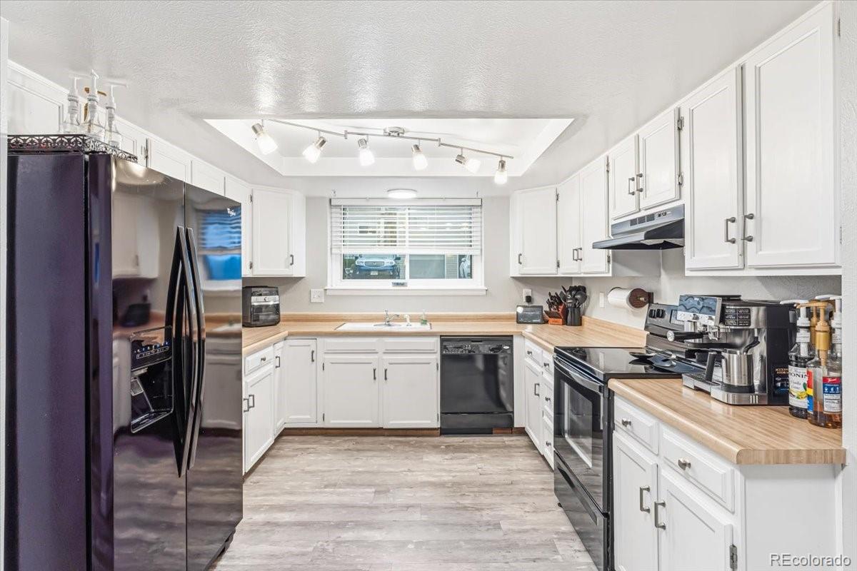 MLS Image #4 for 7677 s monaco circle,englewood, Colorado