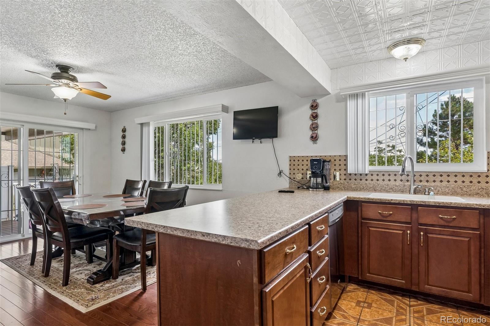 MLS Image #6 for 1024 s alkire street ,lakewood, Colorado