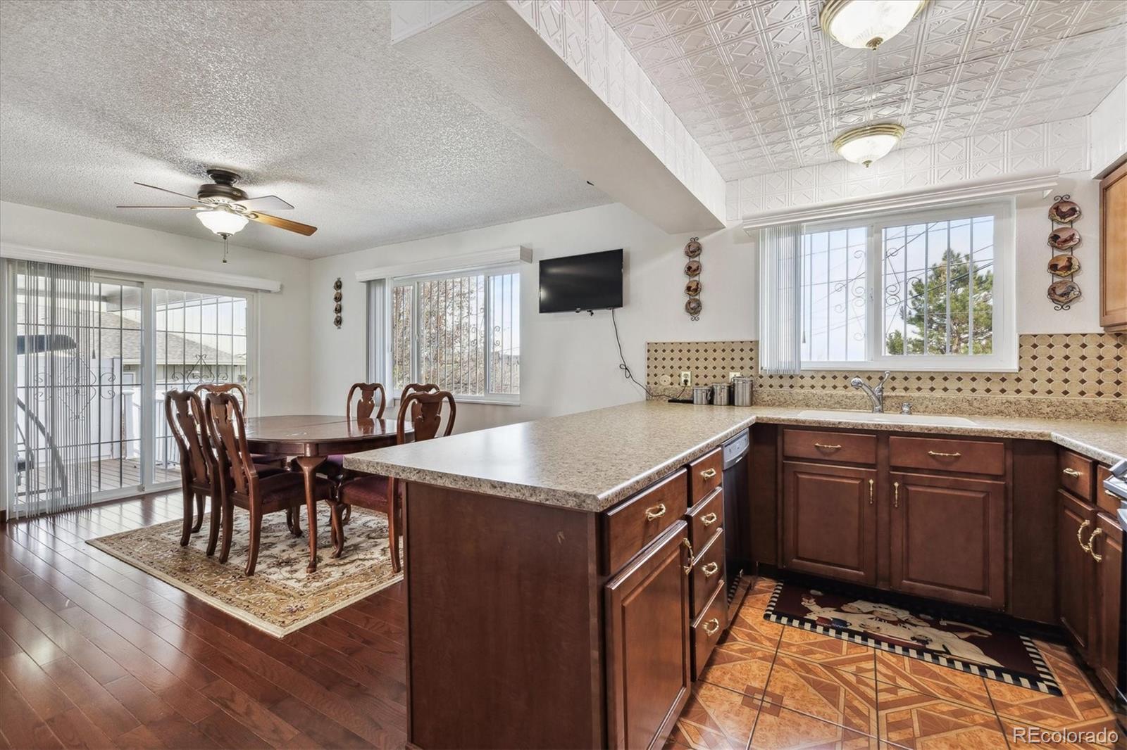 MLS Image #8 for 1024 s alkire street ,lakewood, Colorado