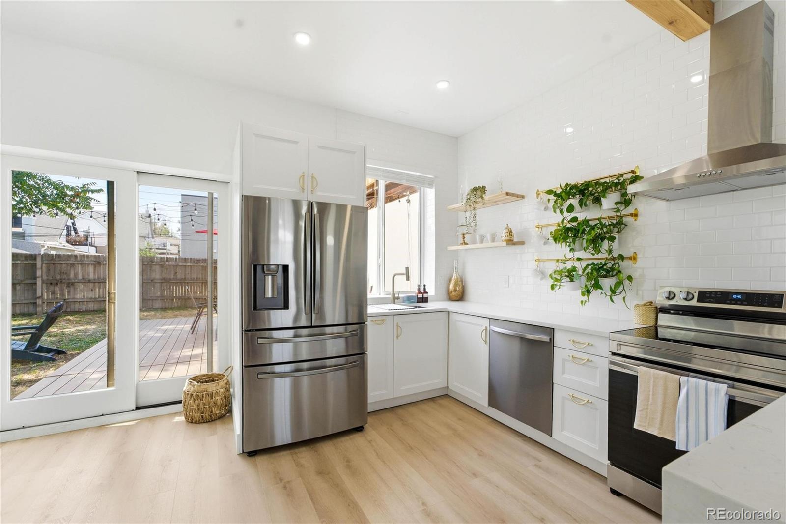 MLS Image #7 for 512 w 8th avenue,denver, Colorado