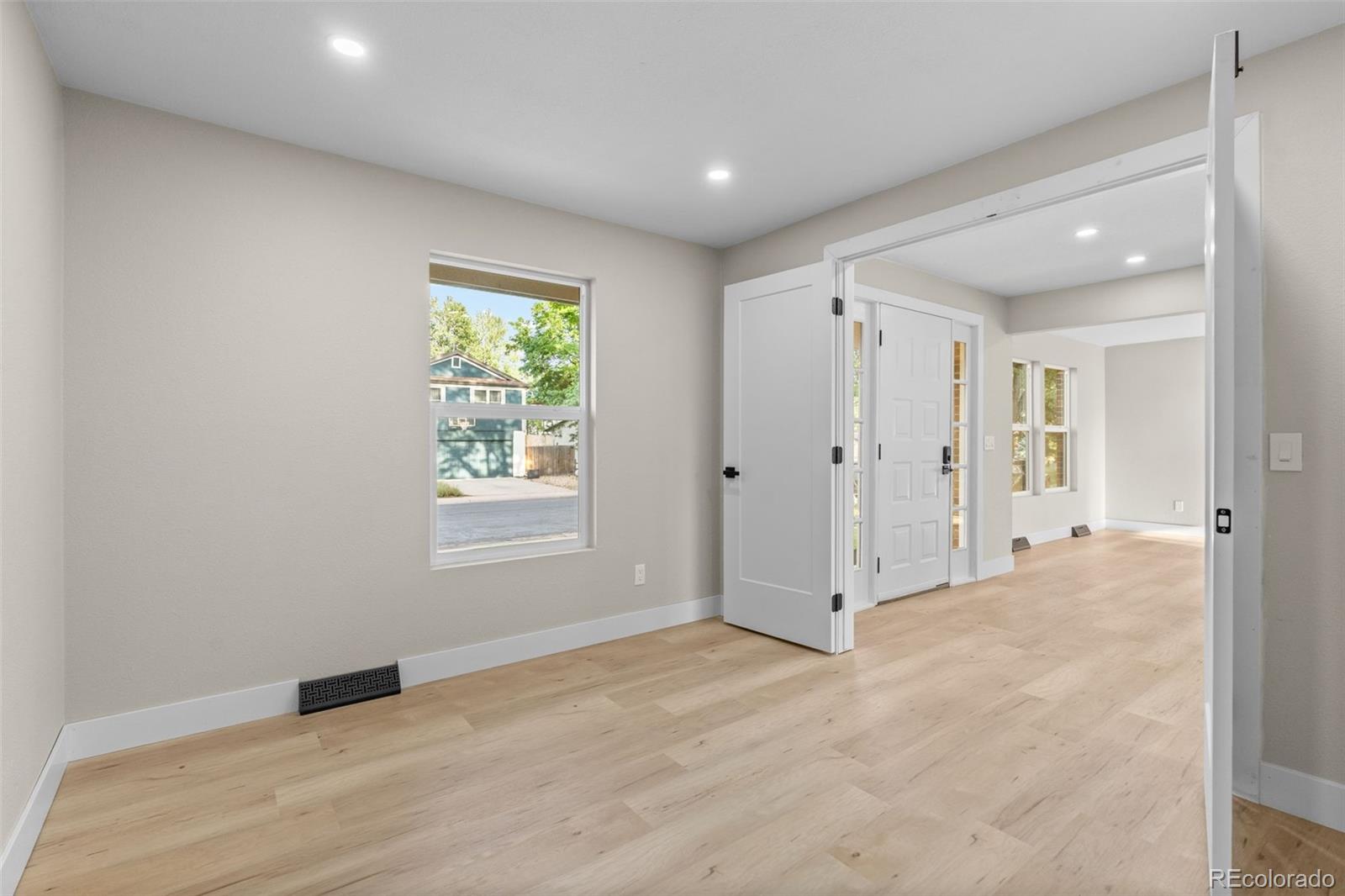 MLS Image #13 for 2099 s hoyt way,denver, Colorado