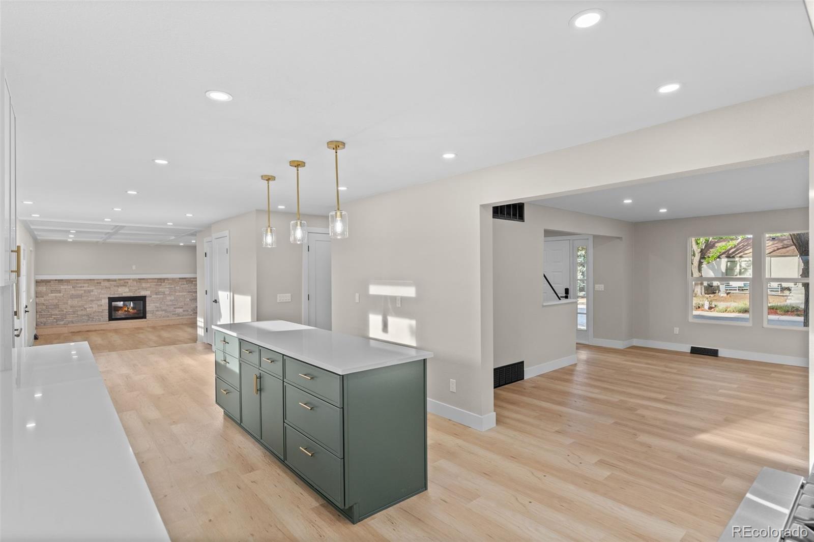 MLS Image #8 for 2099 s hoyt way,denver, Colorado
