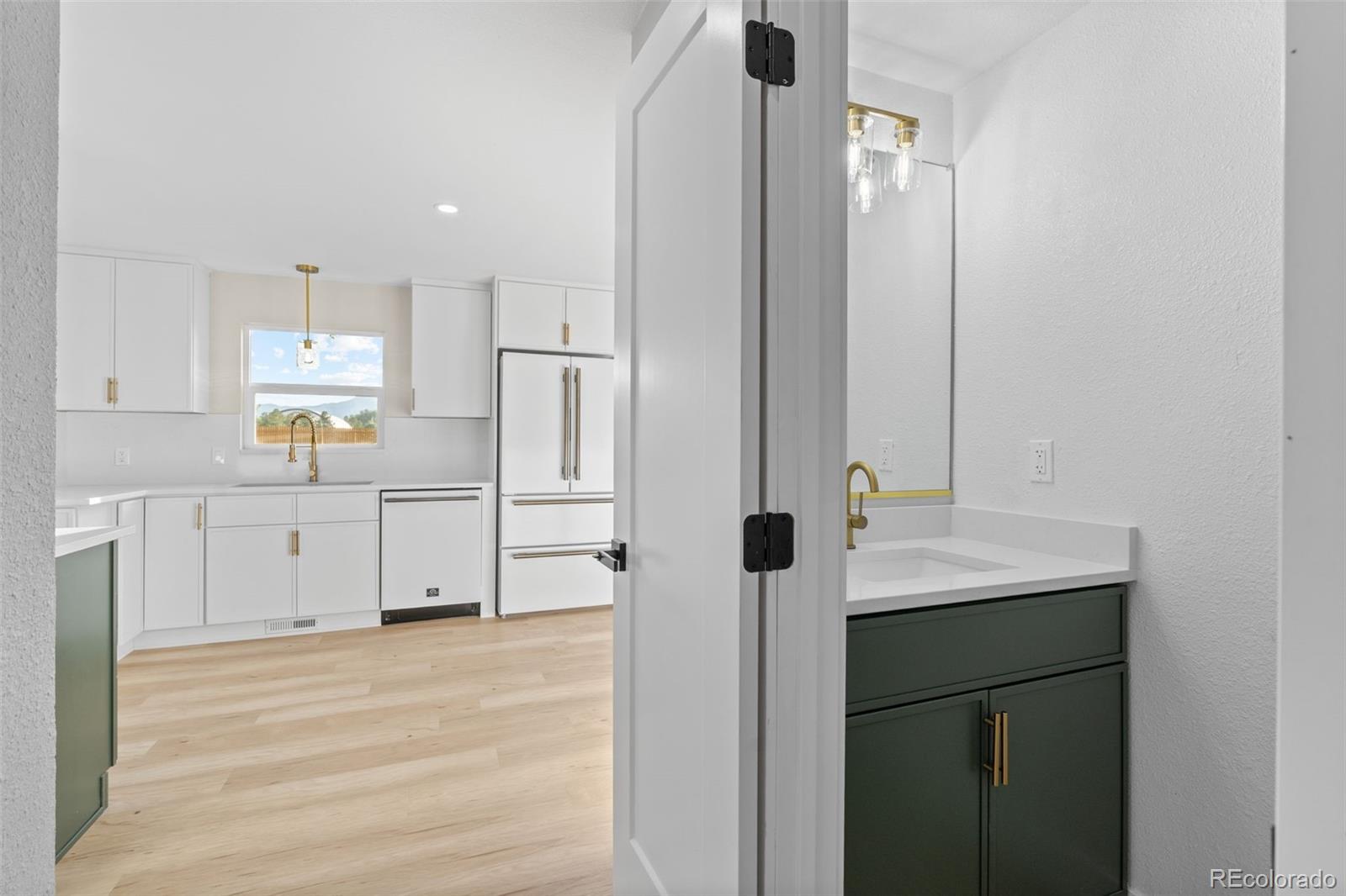 MLS Image #9 for 2099 s hoyt way,denver, Colorado