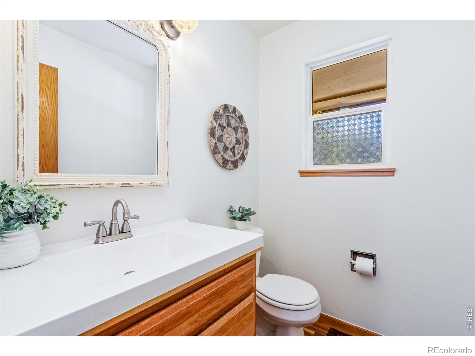 MLS Image #13 for 660  parliament court,fort collins, Colorado