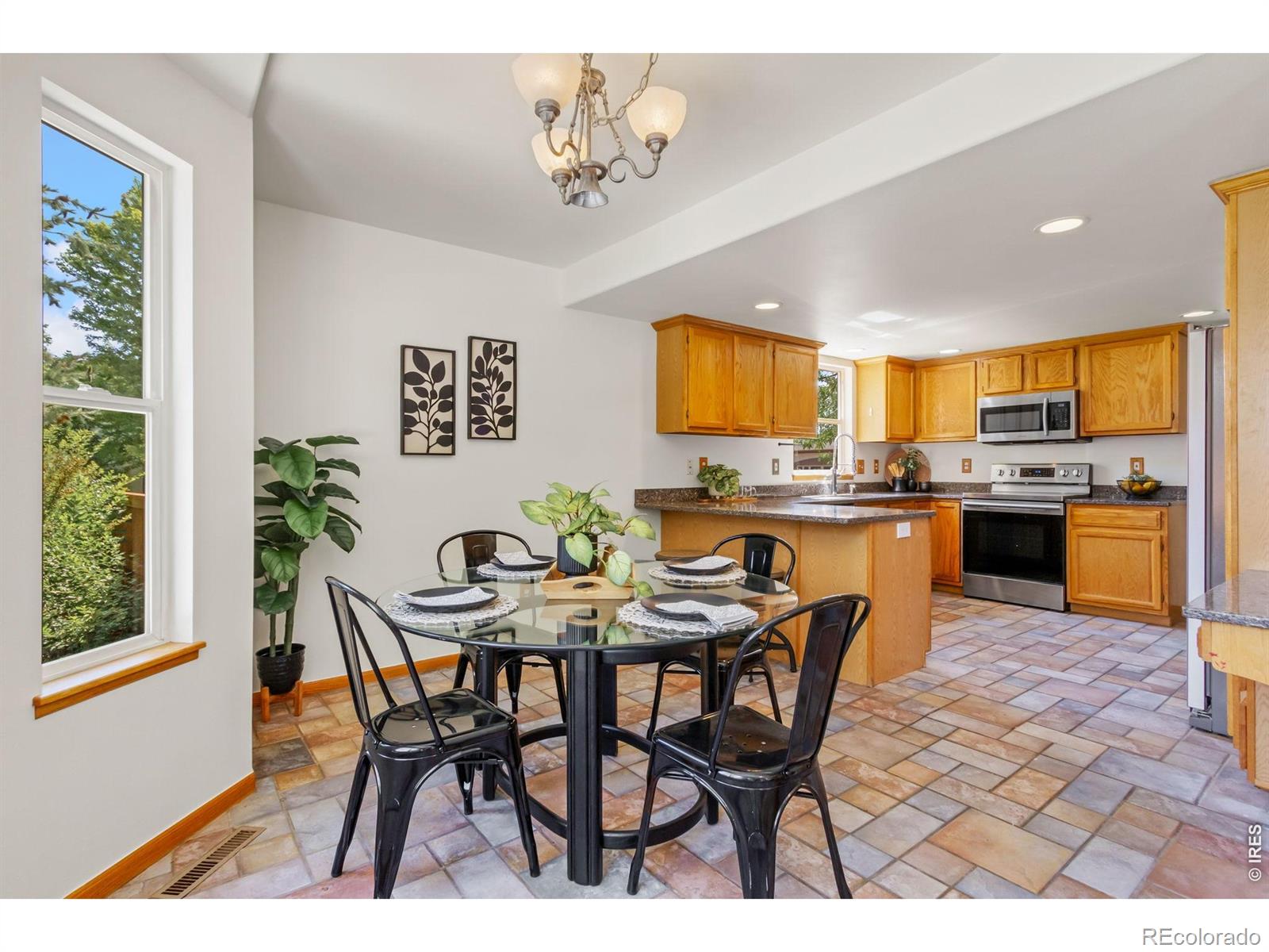 MLS Image #8 for 660  parliament court,fort collins, Colorado