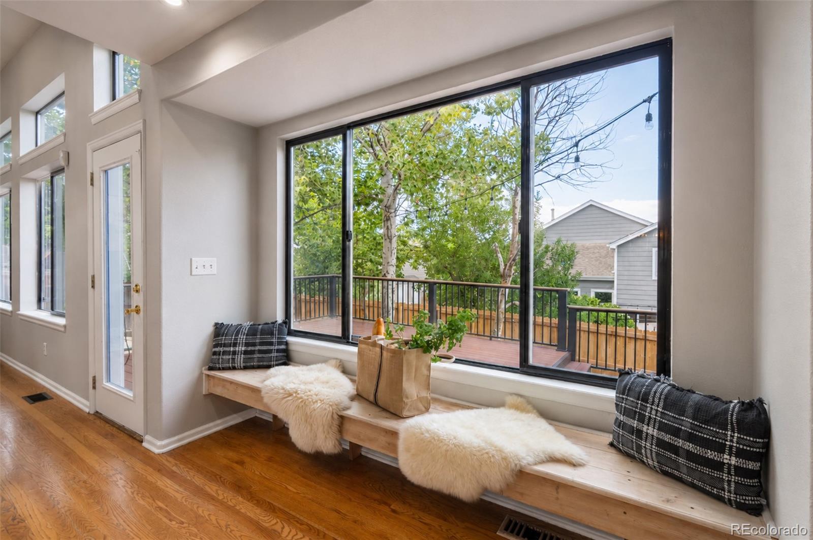 MLS Image #18 for 22351 e lake place,aurora, Colorado