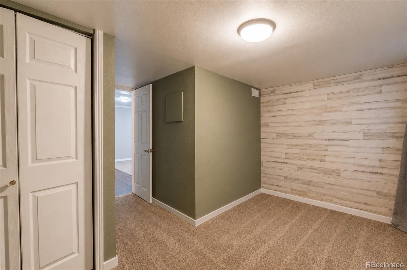 MLS Image #44 for 22351 e lake place,aurora, Colorado