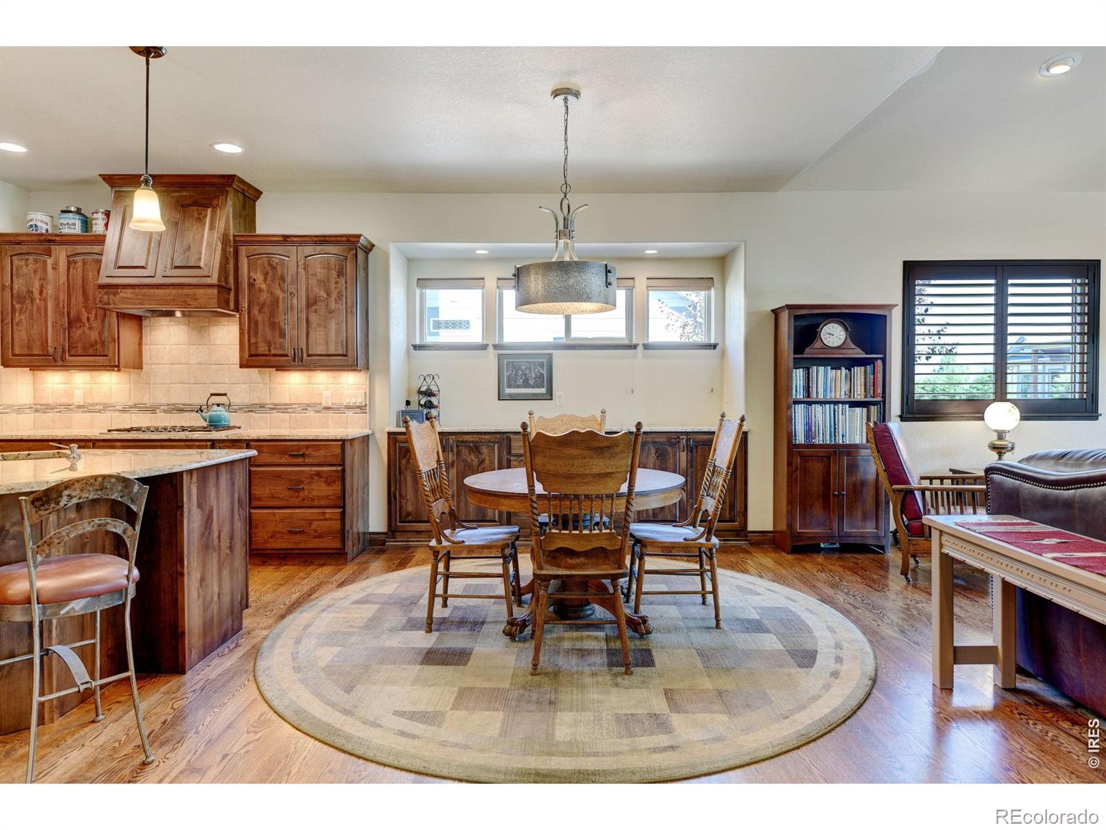MLS Image #9 for 3817  desert rose court,loveland, Colorado