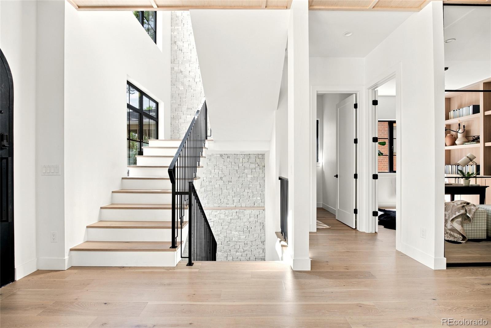 MLS Image #38 for 829 s race street,denver, Colorado