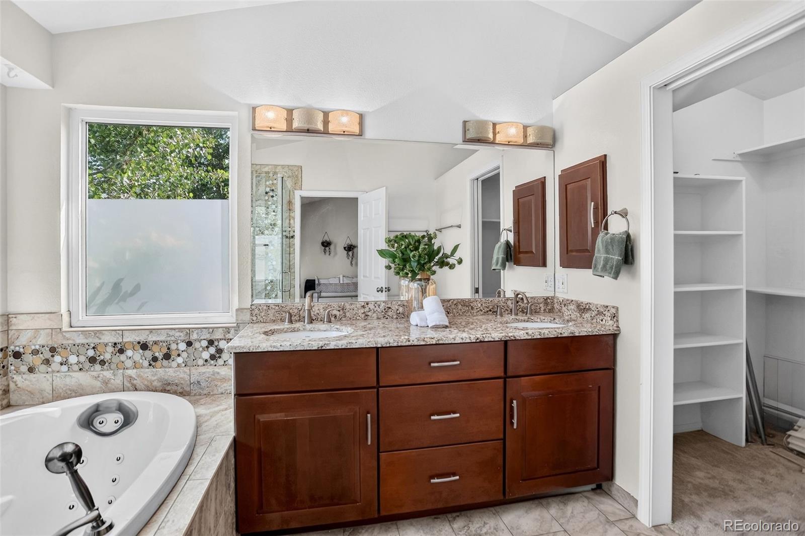 MLS Image #15 for 16392 e hialeah drive,centennial, Colorado