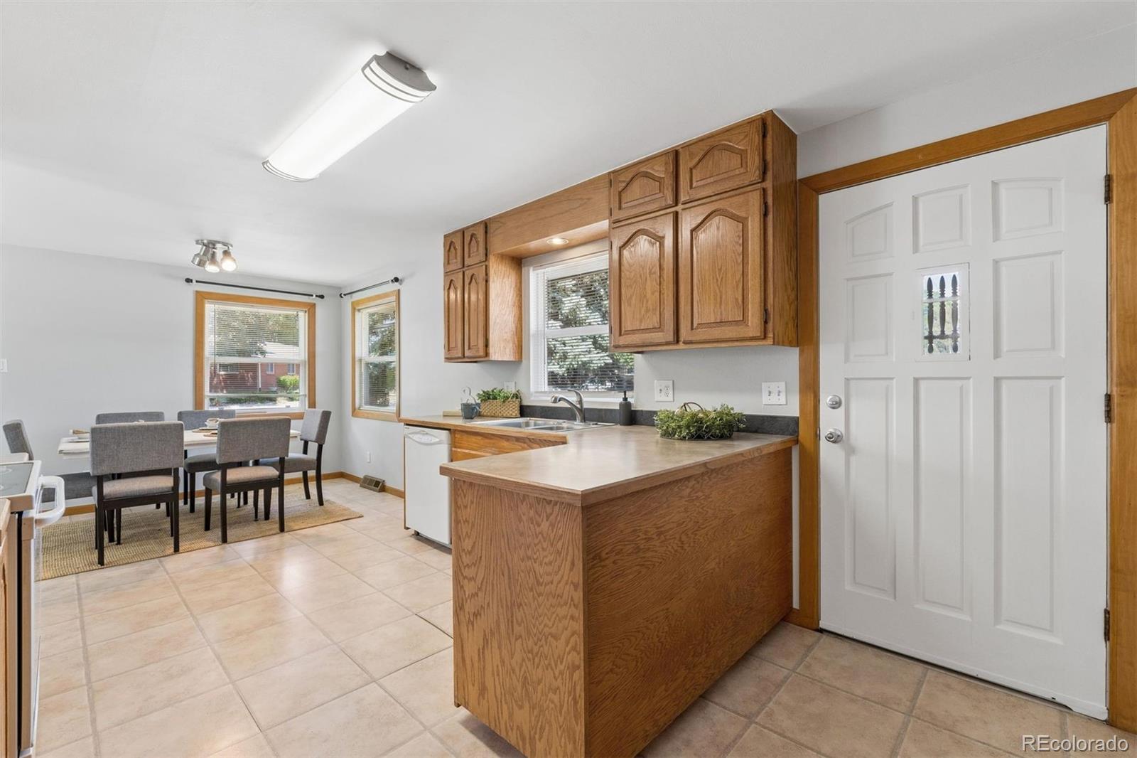 MLS Image #2 for 870  10th street,berthoud, Colorado