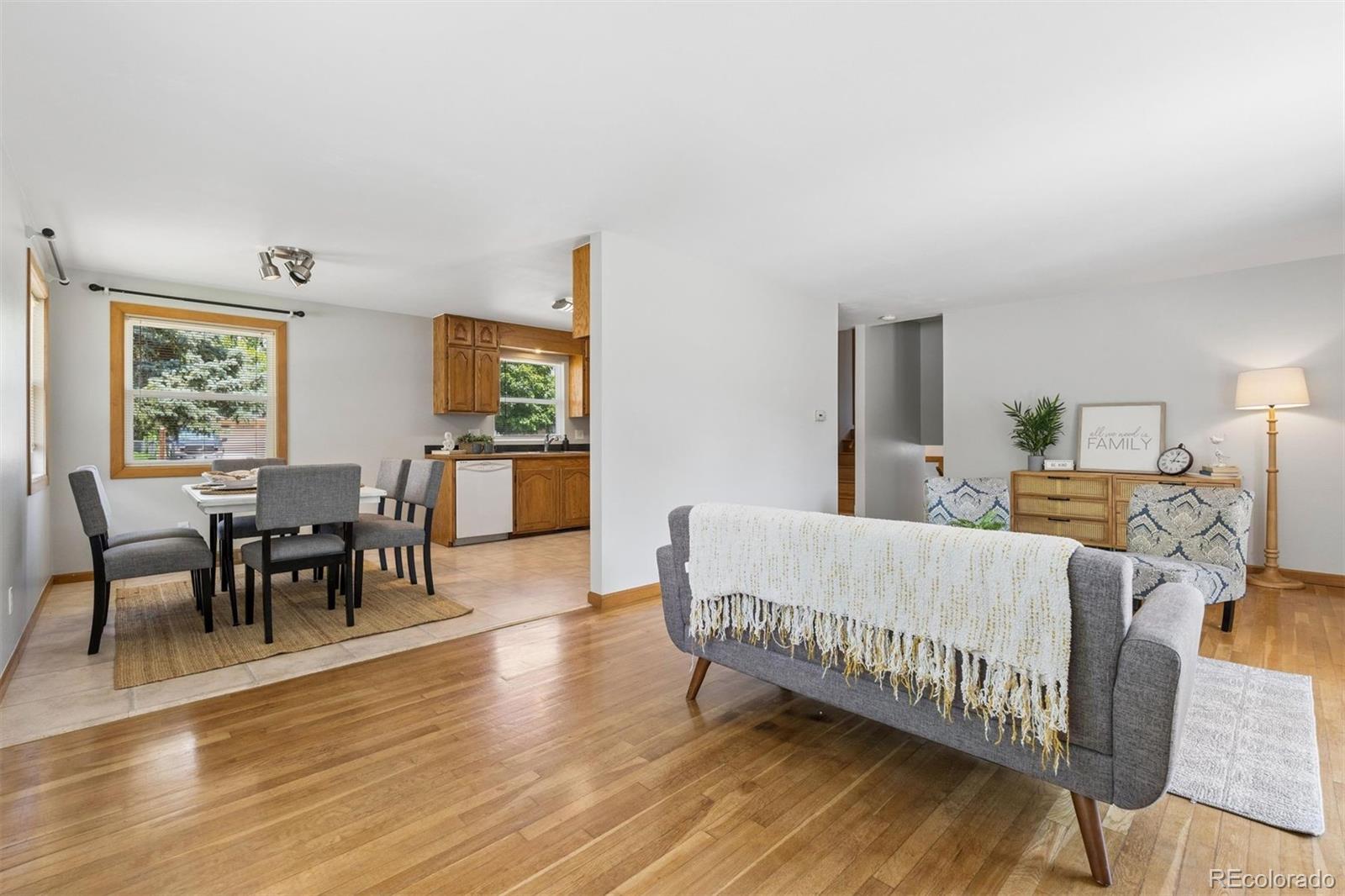 MLS Image #6 for 870  10th street,berthoud, Colorado