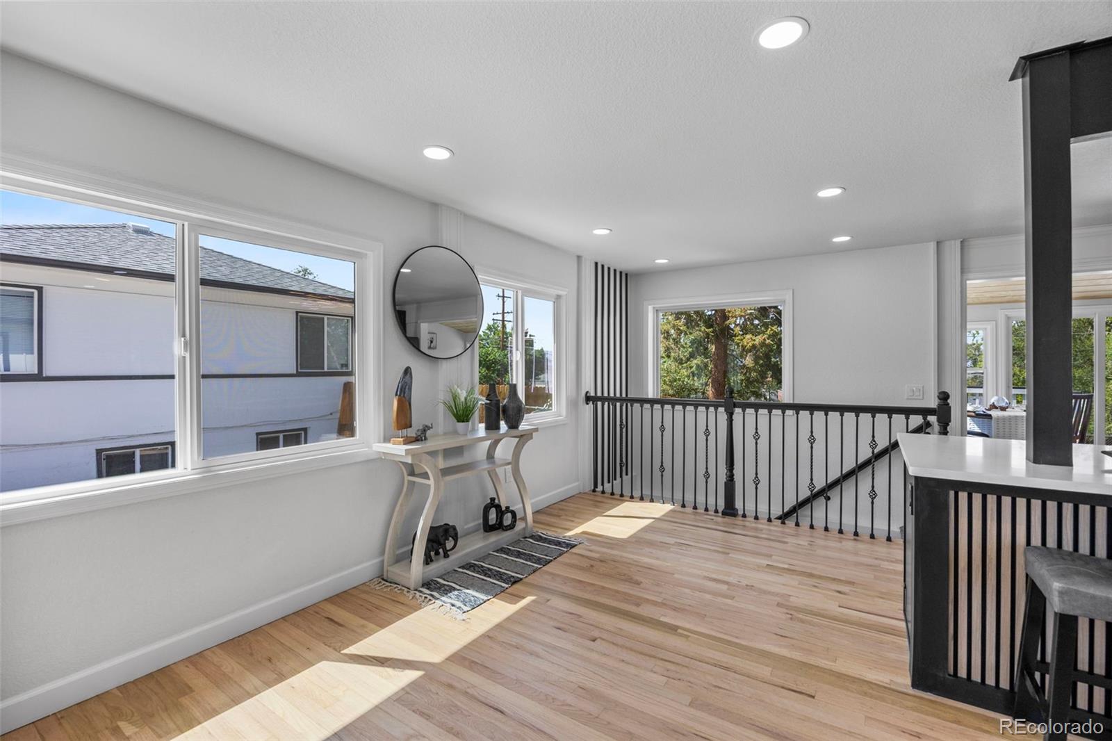 MLS Image #11 for 2131 w gill place,denver, Colorado