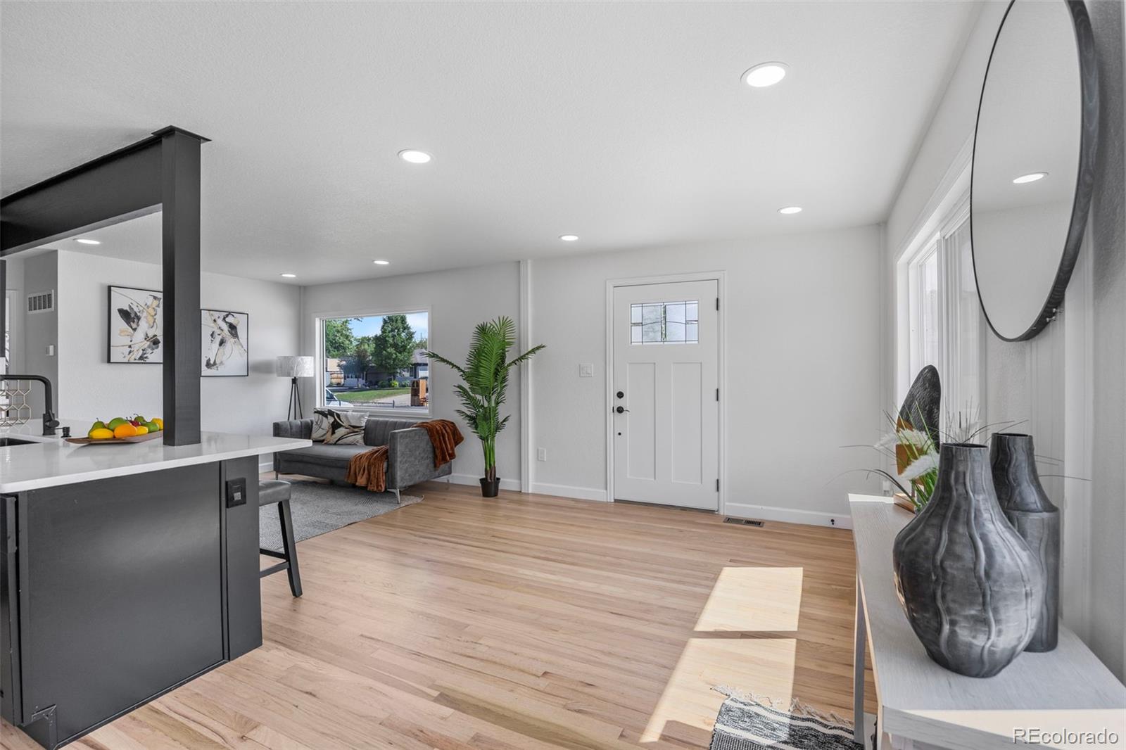 MLS Image #12 for 2131 w gill place,denver, Colorado