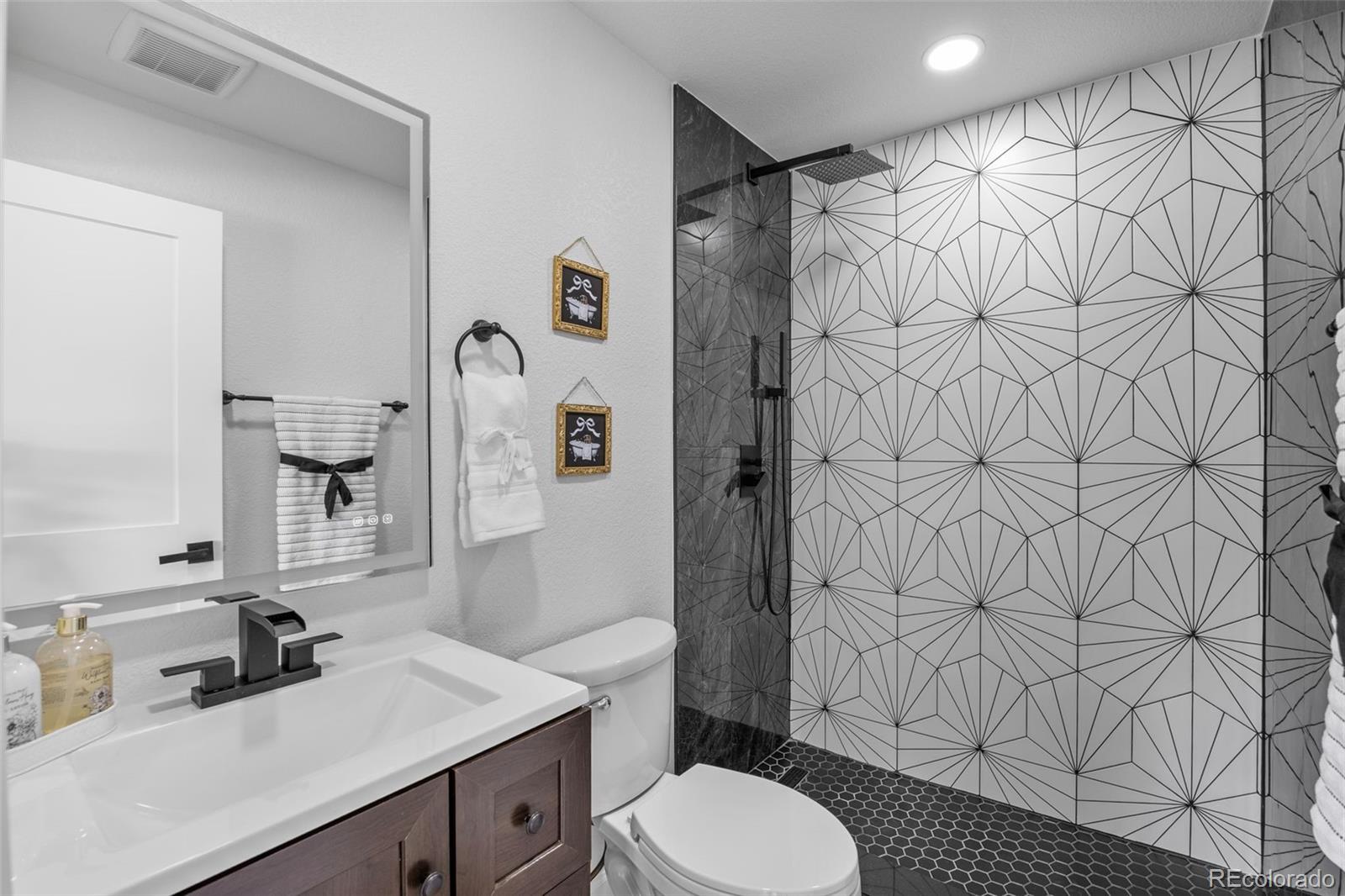 MLS Image #28 for 2131 w gill place,denver, Colorado