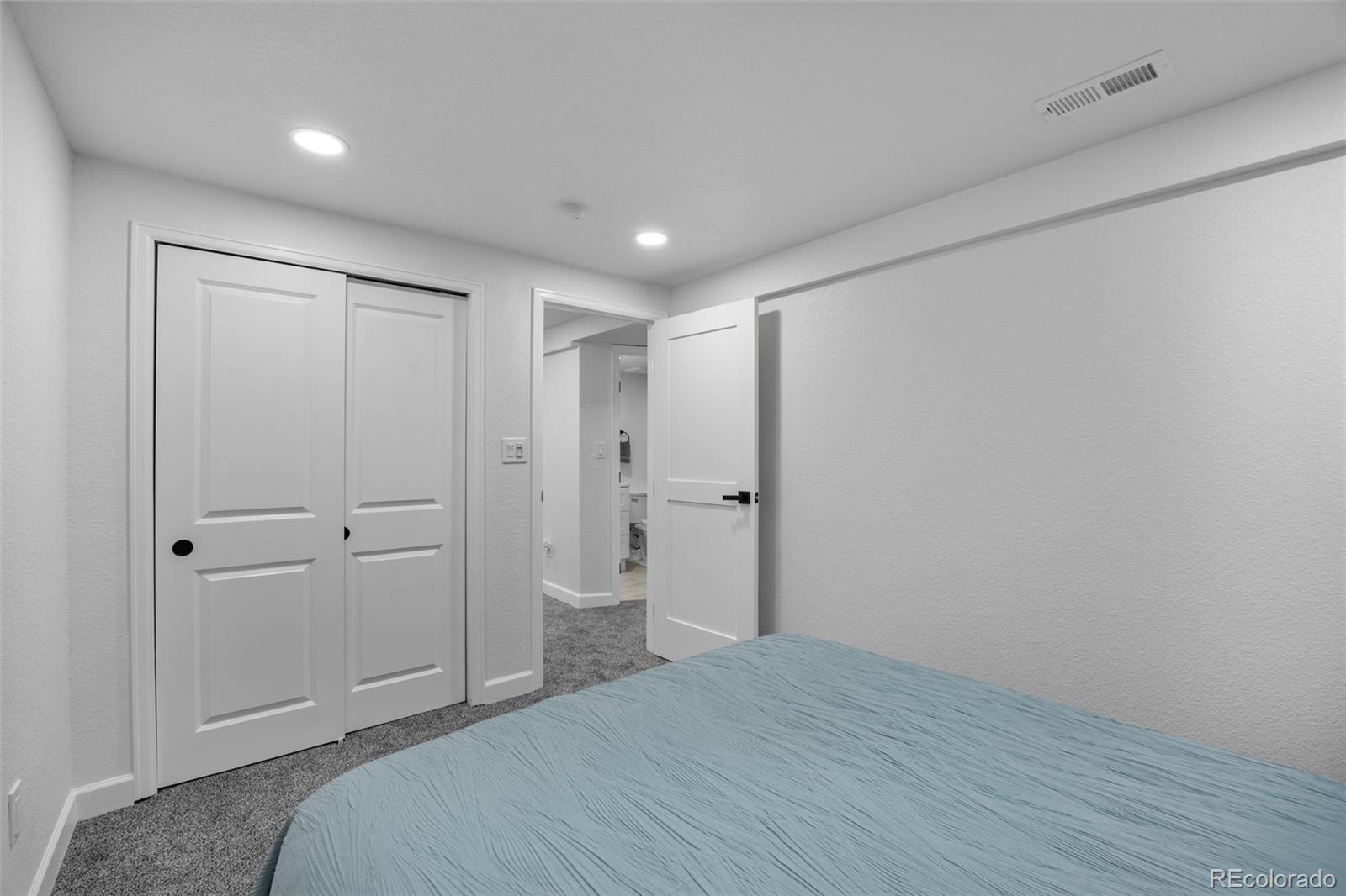 MLS Image #32 for 2131 w gill place,denver, Colorado