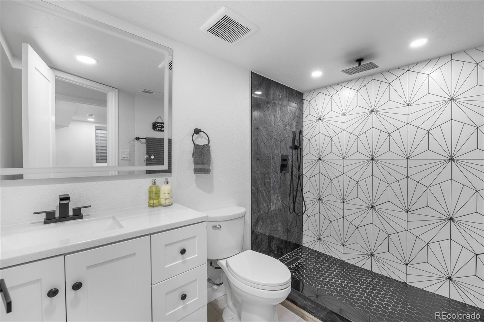 MLS Image #34 for 2131 w gill place,denver, Colorado